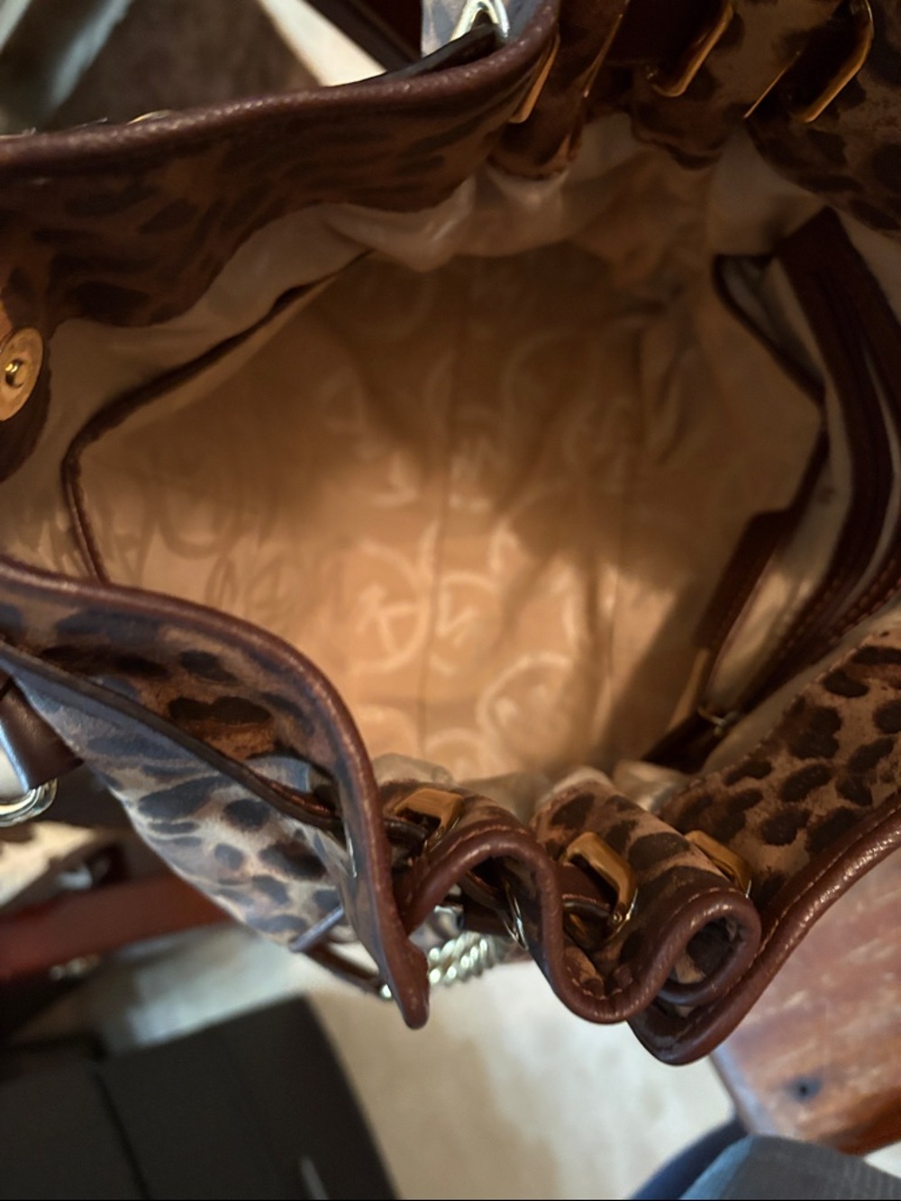Michael Kors Large Hamilton Traveler Leopard Print Tote in Brown and Gold - Picture 11 of 13
